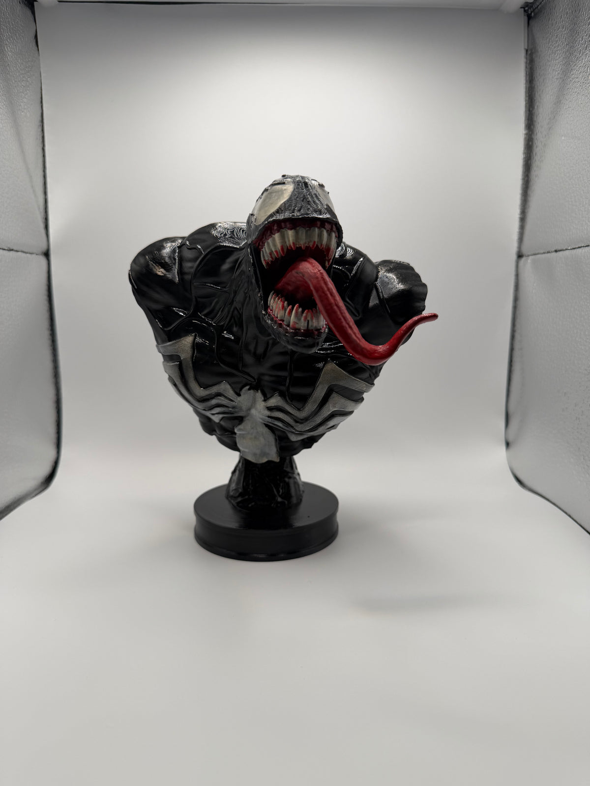 Symbiote Monster Bust – 10" Hand Painted