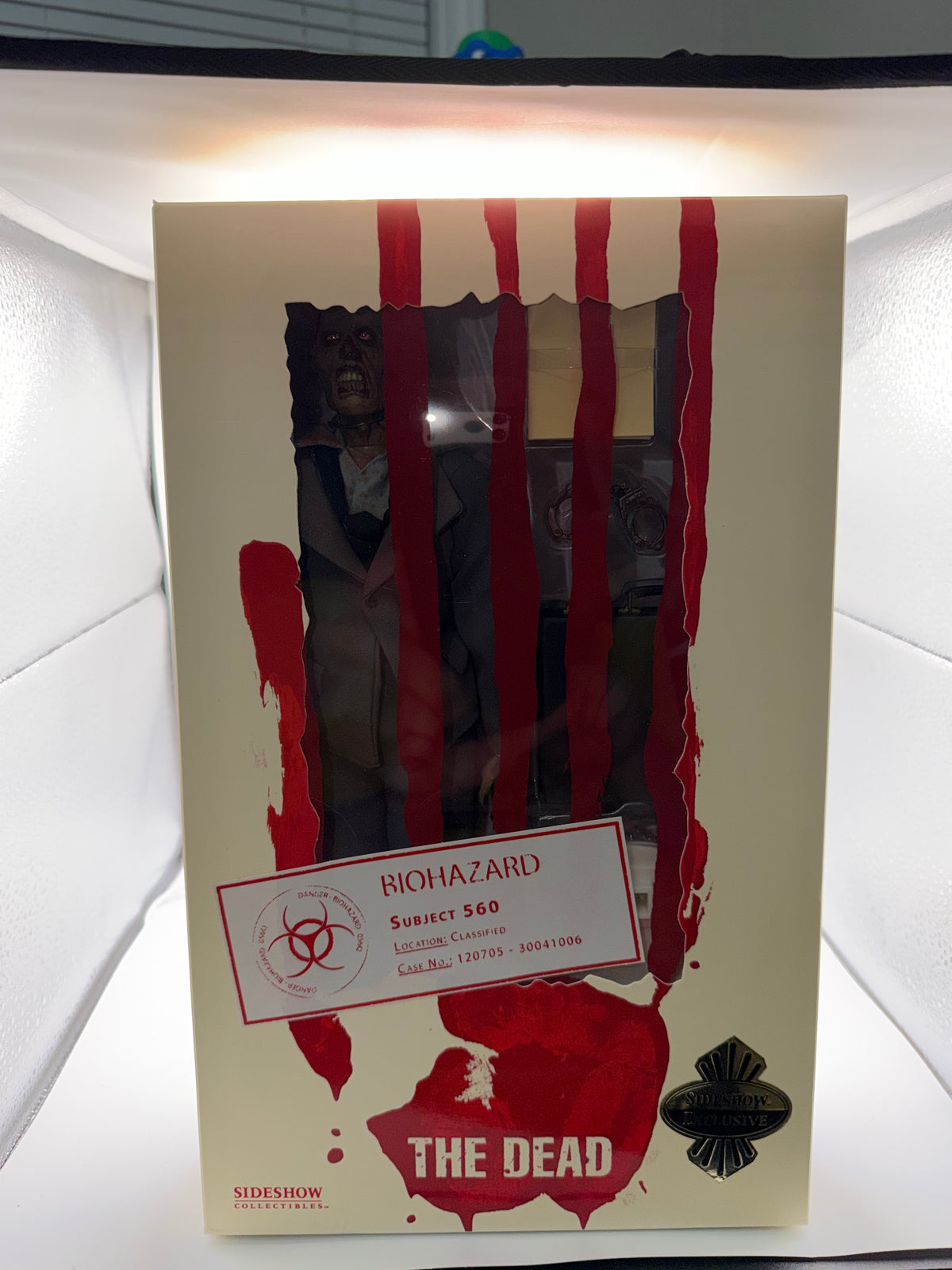 Sideshow "The Dead" Biohazard Subject 560 – Sideshow Exclusive 12" Figure